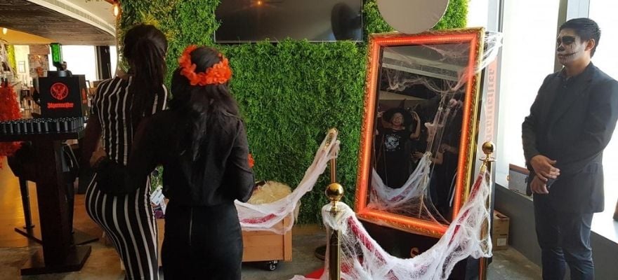 Mirror Booth - Interactive Photo Booths by Mirror Booth Events