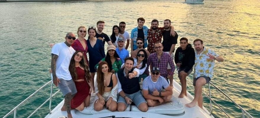 Elite Luxury Yacht Rental by Elite Pearl Yacht Charter