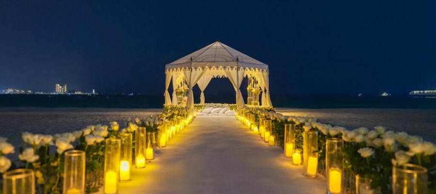 Half Desert Gazebo Proposal by Qrated Event